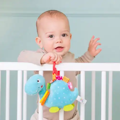 plisani dinosaurus za bebe