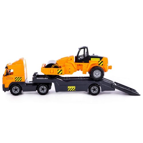 veliki kamion tegljac i valjak